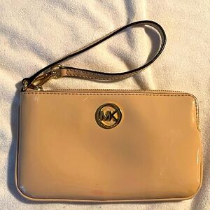 Michael Kors Taupe Patent Leather Wristlet W Silver Accents Card Slots GUC
